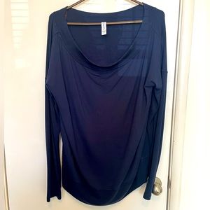 Athleta pullover long sleeve